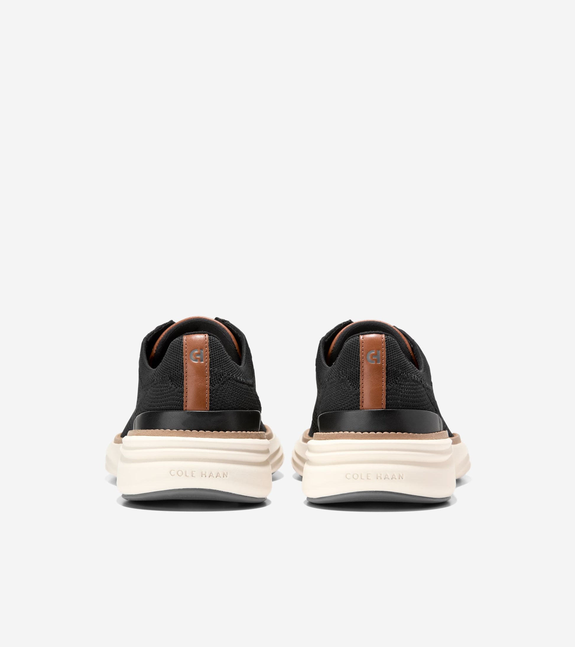 Men's ØriginalGrand Horizon Stitchlite™ Wingtip Oxfords in Black | Cole Haan