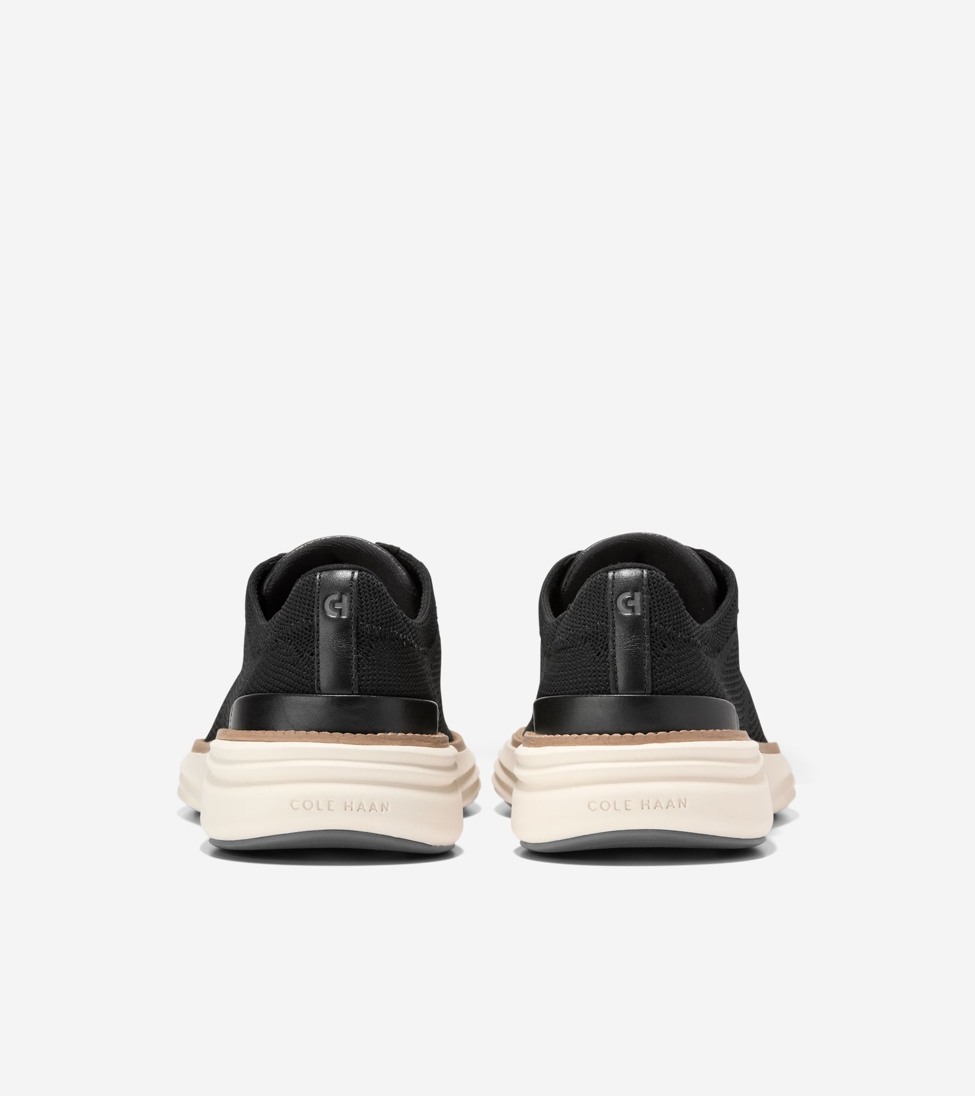 Men's ØriginalGrand Horizon Stitchlite™ Wingtip Oxfords in Black | Cole Haan
