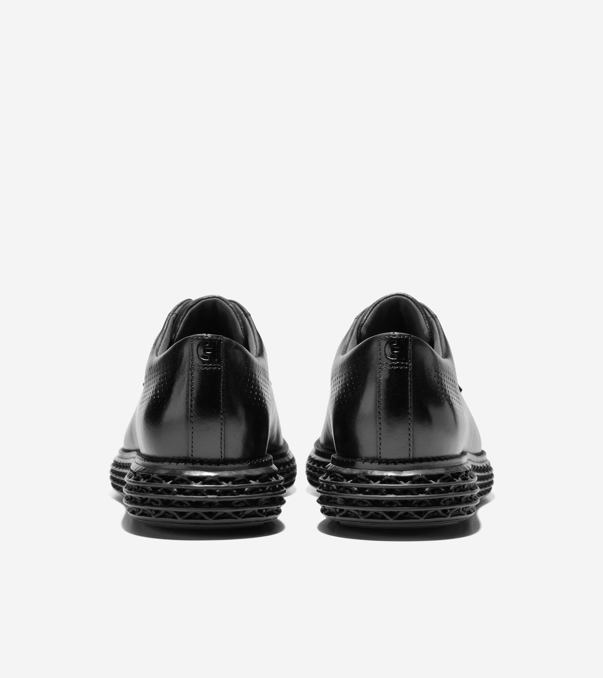 Men's ØriginalGrand 2.0 Oxfords in Black | Cole Haan