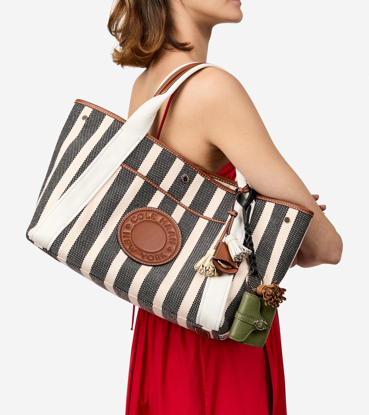 Women's Amagansett Canvas Tote Bag in Black, beige | Cole Haan